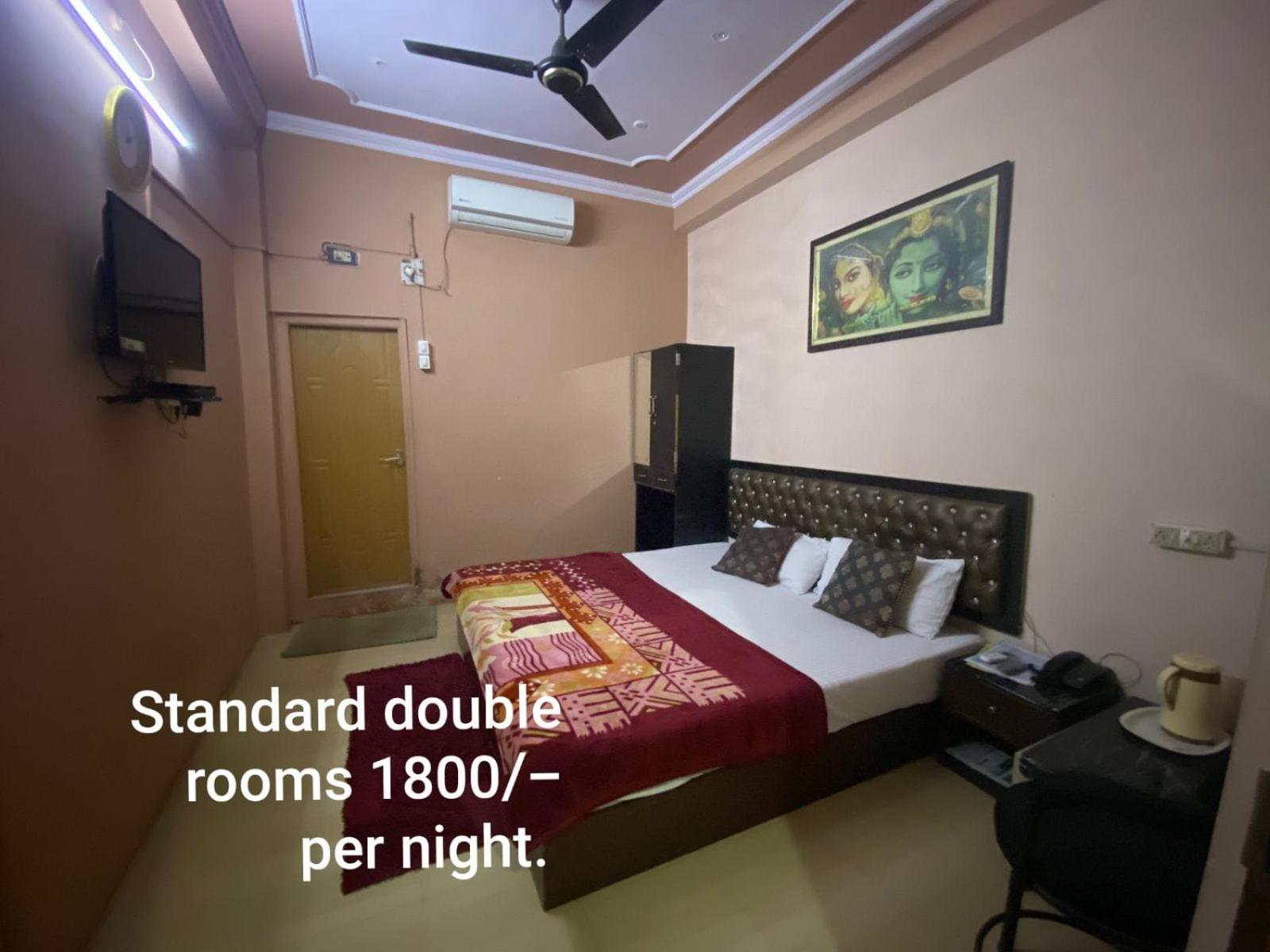 Ds Residency Varanasi-Prime Location-Parking Exterior foto